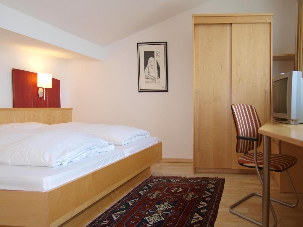 Gastwirtschaft & Hotel Holzinger Moellersdorf Room photo